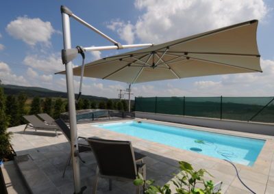Moderní bazén u moderního domu - Komfortní relax - BWS Přerov