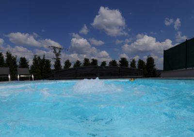 Moderní bazén u moderního domu - Bazénové atrakce - BWS Přerov