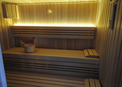 Minimalismus ve wellness přístavbě - Luxusní sauny a parní lázně - BWS Přerov