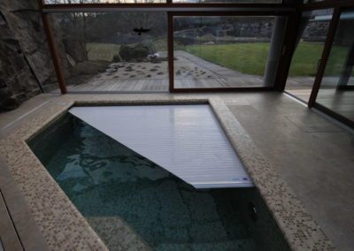 Atypický bazén pod skalou - Bazén s obkladem - BWS Přerov