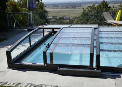 Bazén s nádherným výhledem - Zastřešení bazénu s automatickým pohonem 3 - BWS Přerov