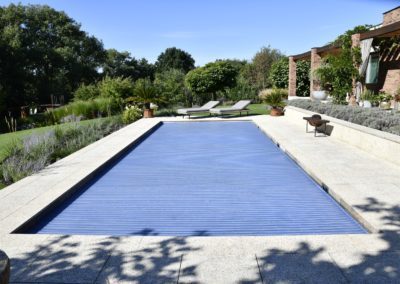 Luxusní bazén v přímořském stylu - Lamelové zakrytí bazénu - BWS Přerov