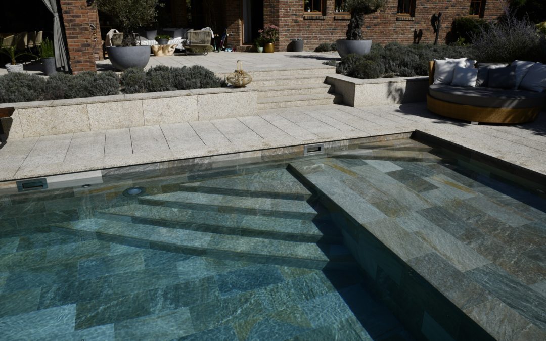 Luxusní bazén v přímořském stylu - Keramický bazén se schodištěm - BWS Přerov