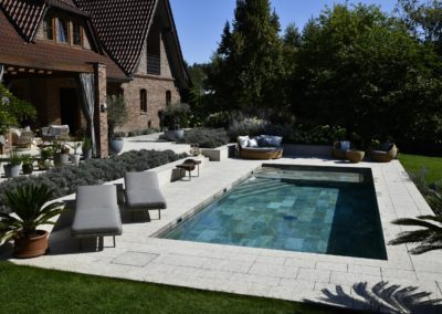 Luxusní bazén v přímořském stylu - Keramický bazén s brouzdalištěm - BWS Přerov