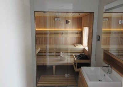 Wellness propojené oknem - Finské sauny na klíč - BWS Přerov