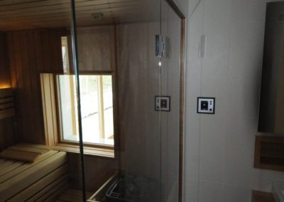 Wellness propojené oknem - Finské sauny na míru - BWS Přerov