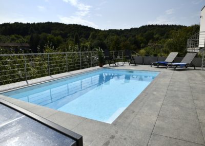 Azurová oáza na terase - Bazén s klidnou hladinou - BWS Přerov