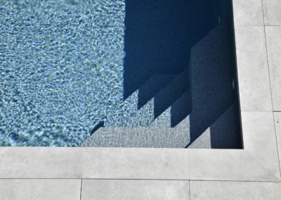 Moderna a perfektní detaily - Detail schodiště do bazénu - BWS Přerov