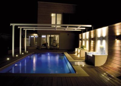 Venkovní bazény Compass - Luxusní keramický bazén v noci - BWS Přerov