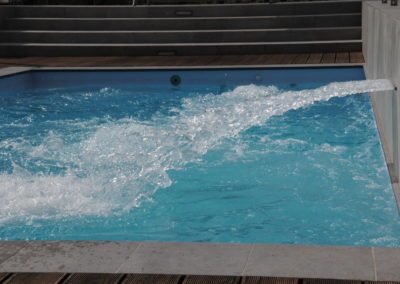 Vyladěný venkovní bazén - Bazénové atrakce na míru - BWS Přerov