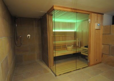 Styropool s moderním krytem - Individuální sauny na míru - BWS Přerov